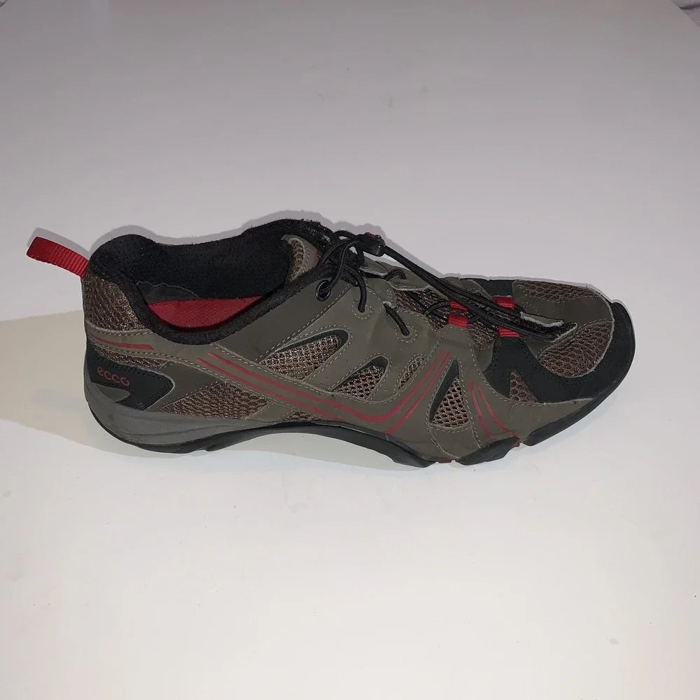 ECCO Shoes Mens Size 10 Brown Mesh Hiking Trail Walking Sneakers Outdoor Grip
